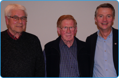 (v.l.) Manfred Wolf (50 Jahre), Kurt "Kuli" Furwängler (70 Jahre), Frank Krämer (50 Jahre + Ehrenmitgliedschaft)